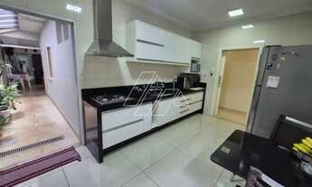 Imagem 7: CASA A VENDA NO JD. MARIA IZABEL COM PISCINA E JACUZZI