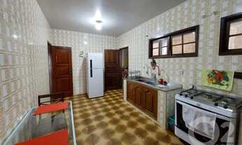 Imagem 3: Casa com 7 quartos (uma suíte) à venda, 400m² por R$2.000.000 - Glória - Macaé-RJ