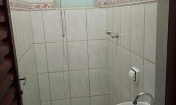 Imagem 4: Kitinets Quitenetes no centro de Ourinhos aluga, próximo ao terminal de ônibus, calçadão