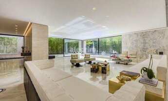 Imagem 5: Casa moderna assinada por guilherme torres no jardim paulista