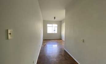 Imagem 2: Apartamento para venda tem 45 metros quadrados com 2 quartos em Alto - Teresópolis - RJ