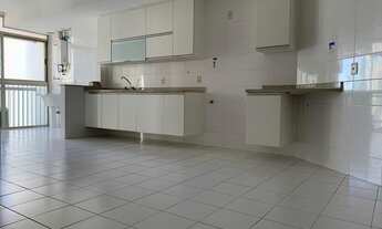 Imagem 6: Apartamento para venda tem 289 metros quadrados com 4 quartos