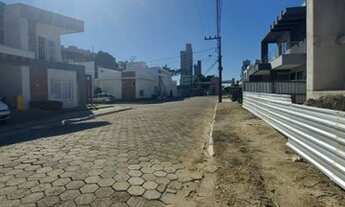 Imagem 5: Vendo lindo sobrado em piçarras no condomínio portal do sol