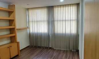 Imagem 3: Sala comercial em excelente estado, em andar alto, no coração do centro