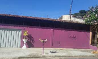 Imagem: Casa grande no Criméia Oeste