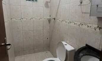 Imagem 3: Casa solta de esquina com garagem para dois carros