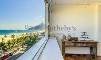 Imagem 3: Apartamento com vista frontal do mar