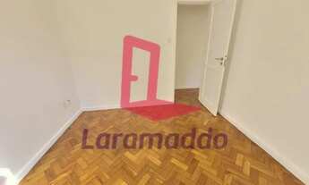 Imagem 7: Quadríssima da praia, vista lateral para o mar da sala e dos quartos