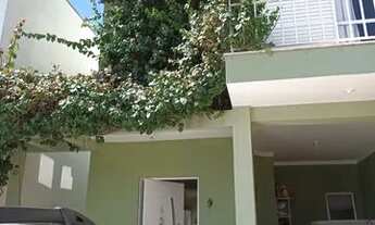 Imagem 2: Casa de condomínio Sobrado 200 metros, com 4 quartos e 1 Suite