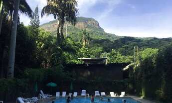 Imagem 2: Casa em São Conrado junto ao verde com segurança total próximo da praia