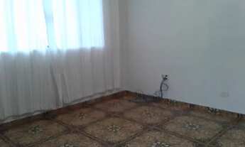 Imagem 2: Casa para aluguel possui 100 metros quadrados com 3 quartos em Jardim Itapeva - Mauá - SP