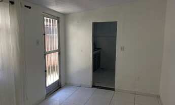 Imagem 3: Kit Net Grande Casa com 1 dormitório