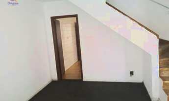 Imagem 5: Sobrado com 2 quartos dormitórios 1 banheiro / Sala de estar e jantar conjunta / cozinha g