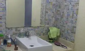 Imagem 3: SOBRADO KM 18 Casa com 3 dormitórios