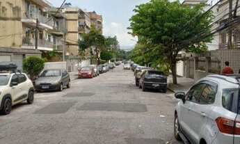 Imagem 6: Apartamento com 2 dormitórios à venda, 83 m² por R$ 350.000,00 - Vila Valqueire - Rio de J