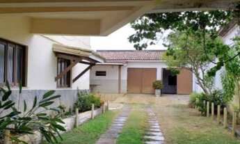 Imagem 4: Casa para venda possui 360 metros quadrados com 4 quartos em Buraquinho - Lauro de Freitas