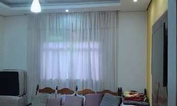 Imagem 7: Casa com piscina