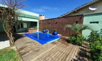 Imagem 7: OPORTUNIDADE EM CAPÃO DA CANOA! CASA AO LADO DO CENTRO