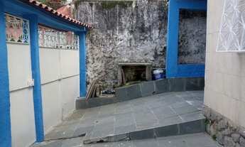 Imagem 4: Casa de vila térrea com 02 quartos e garagem para 03 carros e quintal