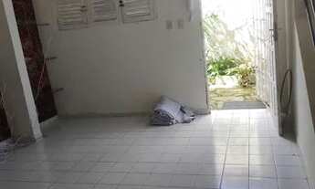 Imagem 3: Manaíra. alugo apt tipo sobrado com três dormitórios. wats pra contato 83