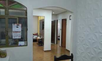 Imagem 6: Casa com piscina