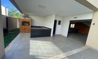 Imagem 6: Aluguel de Sobrado em Condomínio Fechado no Alphaville I - Viva com Conforto e Lazer