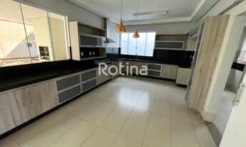 Imagem 5: Casa para alugar, 4 quartos, 2 suítes, 4 vagas, Cond. Jardins Roma - Uberlândia/MG - R$ 8