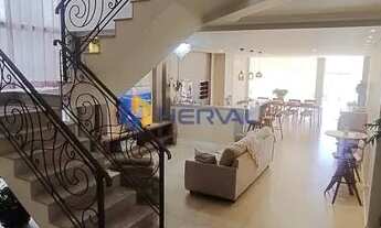 Imagem: Sobrado com 3 quartos, 351 m², à venda