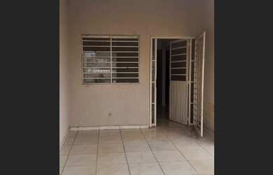 Imagem 6: Vende se uma casa em Água lindas GO bairro América IV