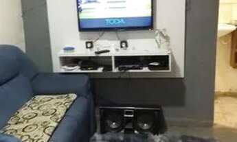 Imagem: Dividi aluguel 250 mulher