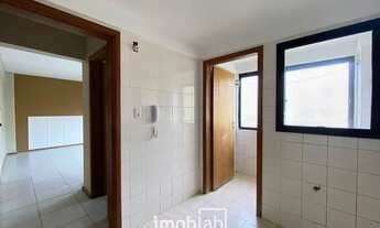 Imagem 2: QUER ALUGAR? Apto/Studio a 100 mts da UCPEL/São José-Prédio com portaria 24h e elevador-Pe