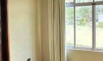 Imagem 7: Casa à venda nas Mercês, com 5 quartos sendo 1 suíte