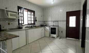 Imagem 5: Oportunidade - Casa Sobrado - Jardim das Indústrias - 4 Dormitórios - 250m²