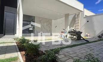 Imagem 2: 0 - Casa 3 quartos, sendo 1 suíte