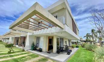 Imagem 3: Casa de condomínio com 4 dormitórios/quartos sendo 2 suítes com sacada e totalmente mobili