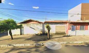 Imagem 4: Casa à venda em localização privilegiada, PI - esquina Av Maranhão com Rua Amazonas