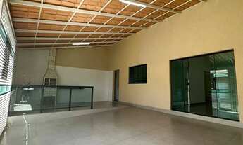 Imagem: Casa no centro da ocidental perto da universal