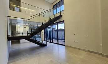 Imagem 6: Casa duplex à venda com quatro quartos e piscina em condomínio em Petrolina