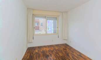 Imagem 2: Imóvel para aluguel tem 60 metros quadrados com 2 quartos em Petrópolis - Porto Alegre - R