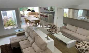 Imagem: Sobrado com 470m² 4 quartos à venda no