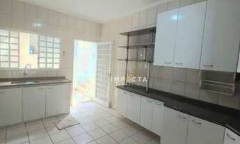 Imagem 4: Casa com 3 dormitórios à venda, 123 m² por R$ 700.000,00 - Santa Clara - Pouso Alegre/MG