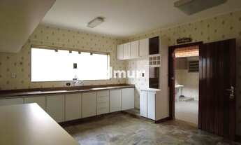 Imagem 2: CASA para ALUGUEL com 202m² no bairro Vila Camilópolis com 3 quartos e 5 vagas. Santo Andr