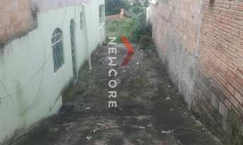 Imagem: Casa em Rua Adenísia Pereira de Souza