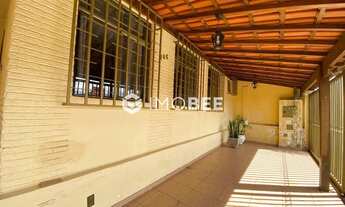 Imagem 2: Casa com 3 quartos e 360m² à venda no Copacabana por R$760.000,00