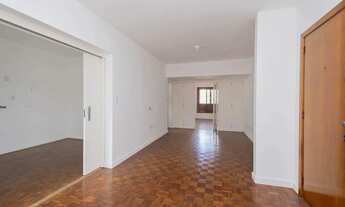 Imagem 2: Apartamento de 2 dormitórios com 1 vaga disponível para aluguel no Centro de Pelotas RS, e