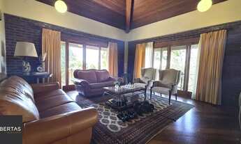 Imagem 7: Belíssima residência com 4 dormitórios, 2 suítes com closet e vista deslumbrante