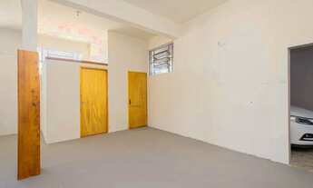 Imagem 4: Parte térrea de sobrado disponível para locação comercial no bairro Fragata em Pelotas RS