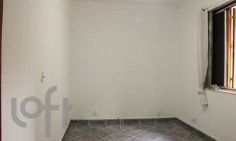 Imagem: Apartamento térreo de quarto e sala na