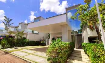 Imagem 2: Casa de condomínio para venda possui 250 metros quadrados com 4 quartos