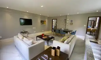 Imagem 2: Casa para venda possui 400 metros quadrados com 3/4 com suíte em Itaigara - Salvador - BA